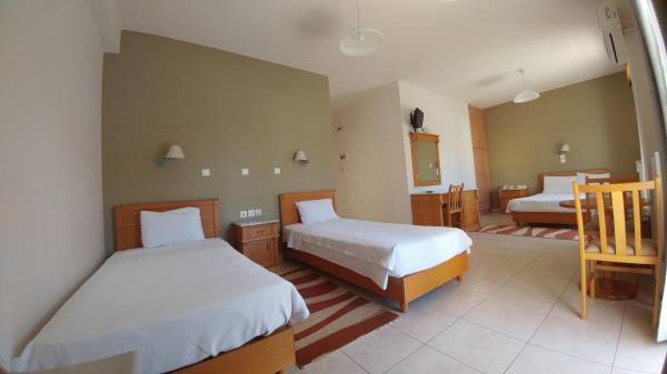 Standard Quadruple Room